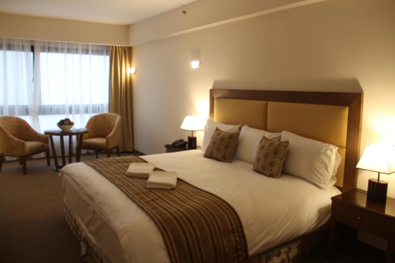 Saray Hotel Аман Екстериор снимка