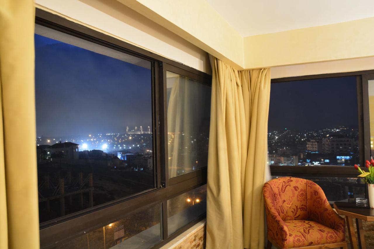 Saray Hotel Аман Екстериор снимка