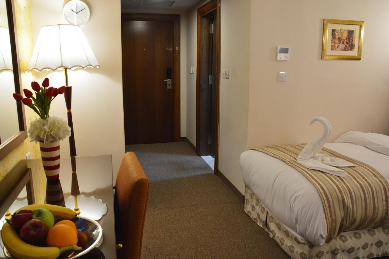Saray Hotel Аман Екстериор снимка
