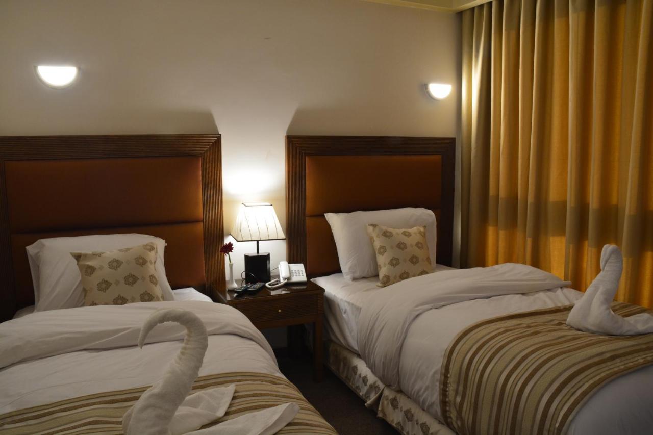 Saray Hotel Аман Екстериор снимка